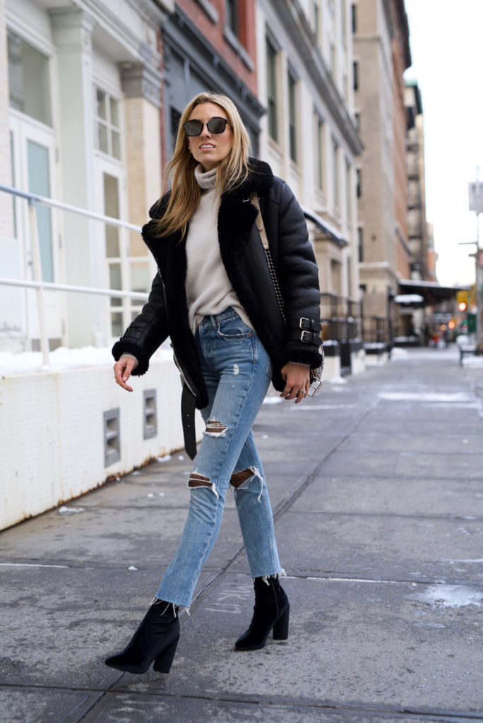 How to Wear Ripped Jeans with Fishnets - Lisa D CahueLisa D Cahue