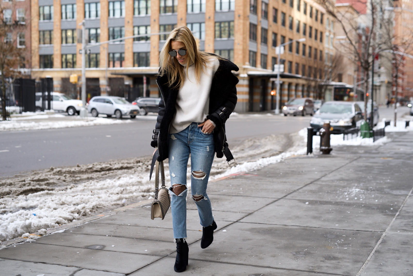 How to Wear Ripped Jeans with Fishnets - Lisa D CahueLisa D Cahue