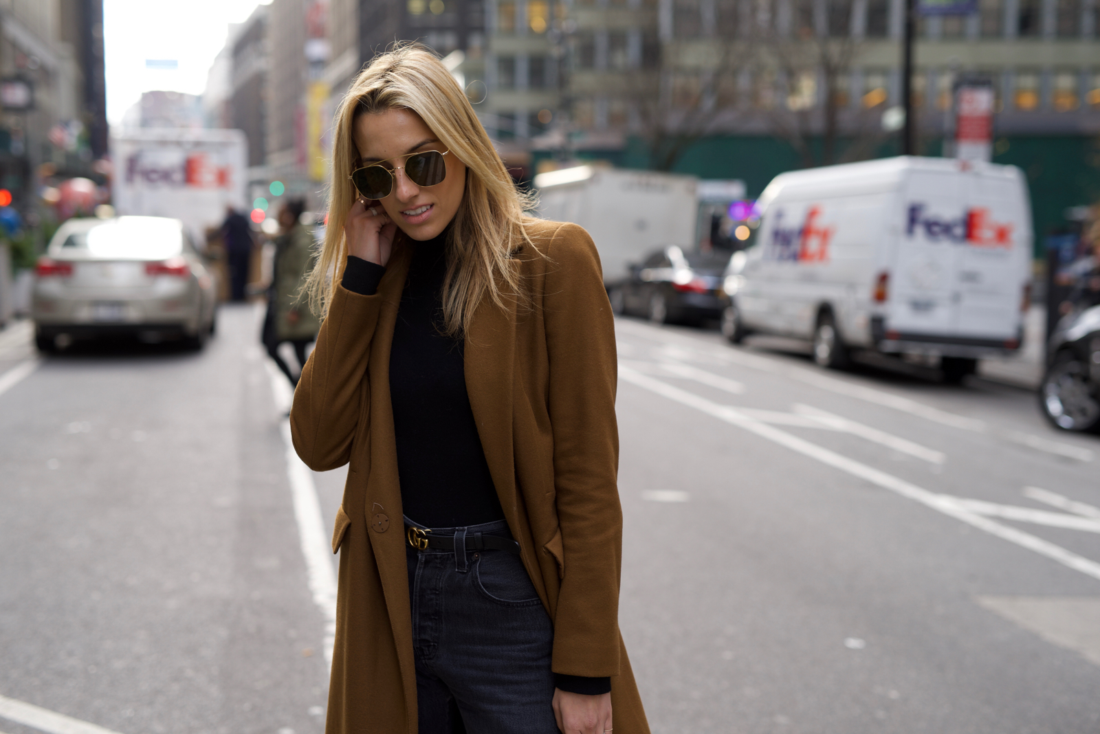 NYC Street Style in All Black with a Camel Coat - Lisa D CahueLisa D Cahue